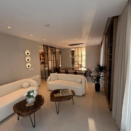 Luxury Pool Paskuqan - Lakeside * Tirana