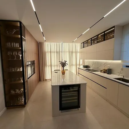 Villa Luxury Pool Paskuqan - Lakeside